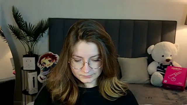 Snapshot of Briarx chatting on 03-02-26, 05:19 Briarx online show from 03-02-26, 05:19