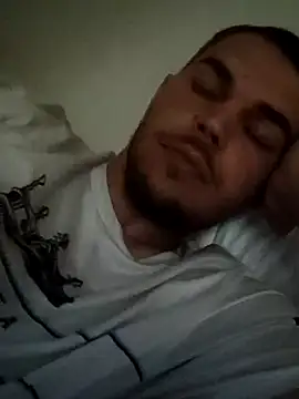 Snapshot of Alexszader36 chatting on 10-15-25, 07:44 Alexszader36 online show from 10-15-25, 07:44