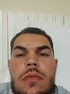 Snapshot of Alexszader36 chatting on 10-29-25, 09:14 Alexszader36 online show from 10-29-25, 09:14