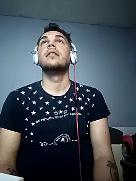 Snapshot of Alexszader36 chatting on 03-13-26, 08:47 Alexszader36 online show from 03-13-26, 08:47