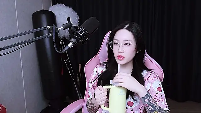 MISA 02 online show from 11-23-25, 12:15