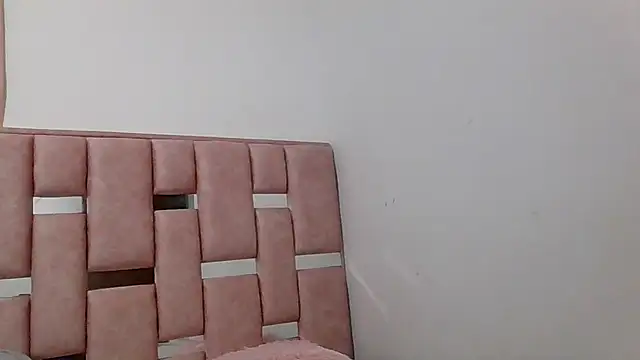 abby moss 2 online show from 12-16-25, 05:22