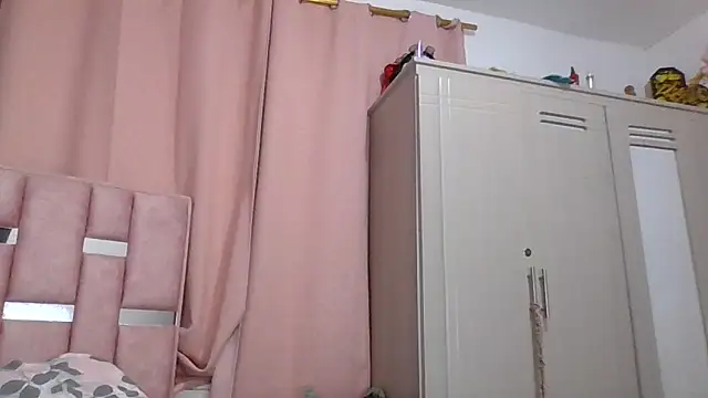 abby moss 2 online show from 12-04-25, 09:30