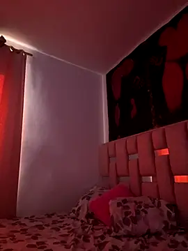 abby moss 2 online show from 10-28-25, 02:05