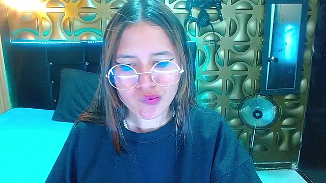 tinibunny online show from 11-21-25, 07:57