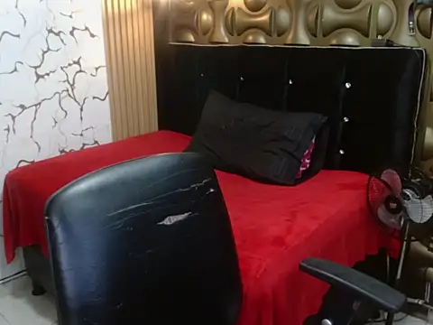 tinibunny online show from 11-16-25, 07:40