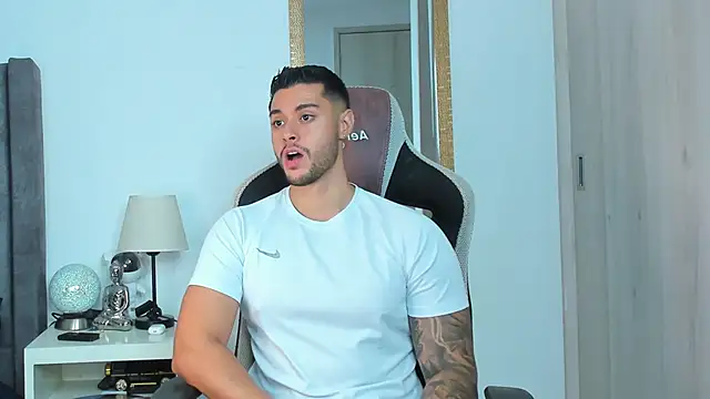 Ken mailik1 online show from 10-31-25, 11:22