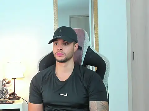 Ken mailik1 online show from 10-30-25, 03:05