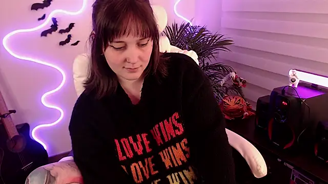 Fallenag666 online show from 10-17-25, 02:37