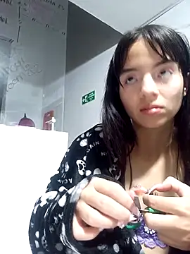 Barbieteeen online show from 02-22-26, 05:43