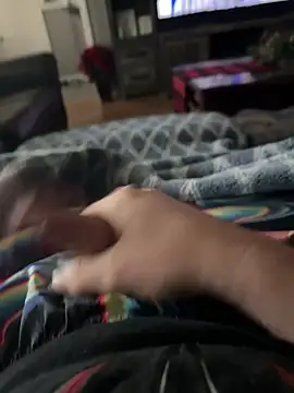 Snapshot of lighrik09 chatting on 11-05-25, 02:53 lighrik09 online show from 11-05-25, 02:53