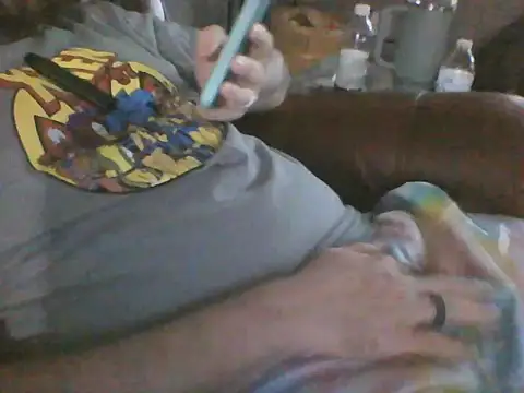 Snapshot of lighrik09 chatting on 10-09-25, 11:27 lighrik09 online show from 10-09-25, 11:27