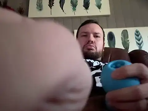 Snapshot of lighrik09 chatting on 11-08-25, 10:13 lighrik09 online show from 11-08-25, 10:13