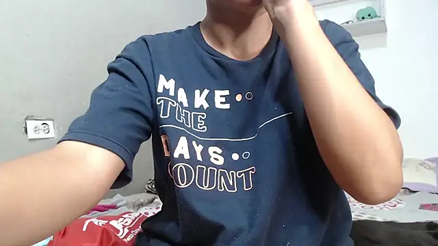 Renata Rivas online show from 03-10-26, 04:05