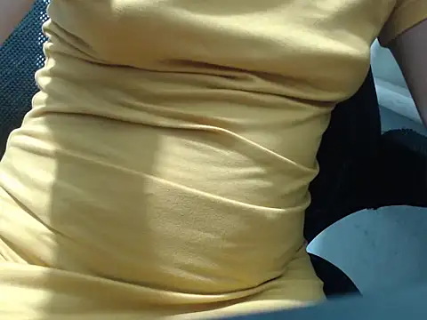 Renata Rivas online show from 02-17-26, 05:49