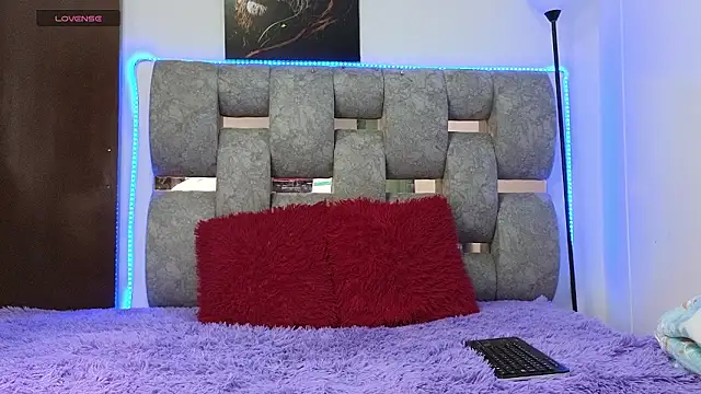 alix kitty online show from 01-18-26, 08:45