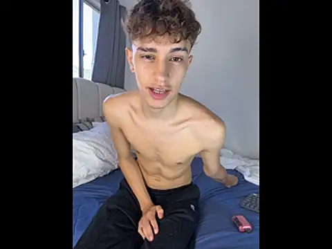 Douglas Lux online show from 11-21-25, 09:14