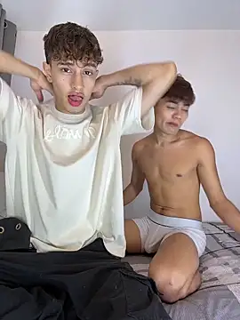 Douglas Lux online show from 11-29-25, 11:49