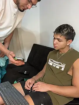 mirallesandbig online show from 12-03-25, 12:55