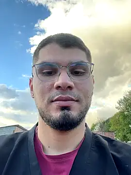 mirallesandbig online show from 10-24-25, 10:09