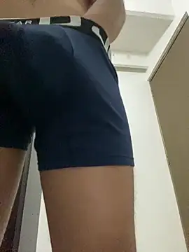 Joven Modelo online show from 10-16-25, 02:25