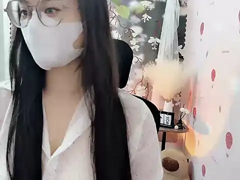 Xuka2594 online show from 11-18-25, 09:29