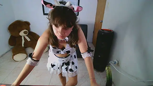 SweetRabbit29 online show from 11-09-25, 12:25