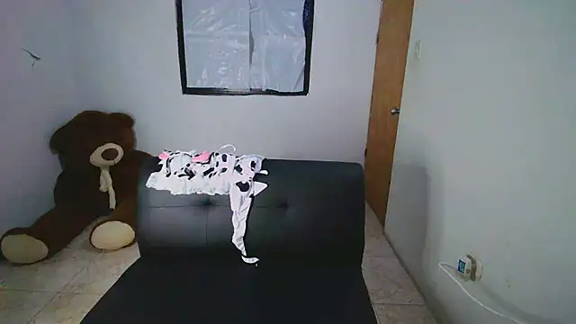 SweetRabbit29 online show from 11-02-25, 12:15