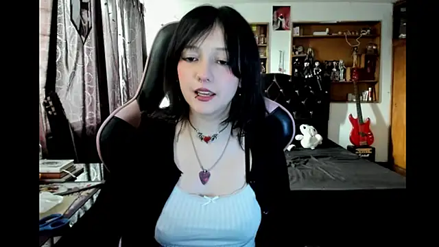 Snapshot of Maki_Zein_ chatting on 03-03-26, 08:16 Maki Zein online show from 03-03-26, 08:16