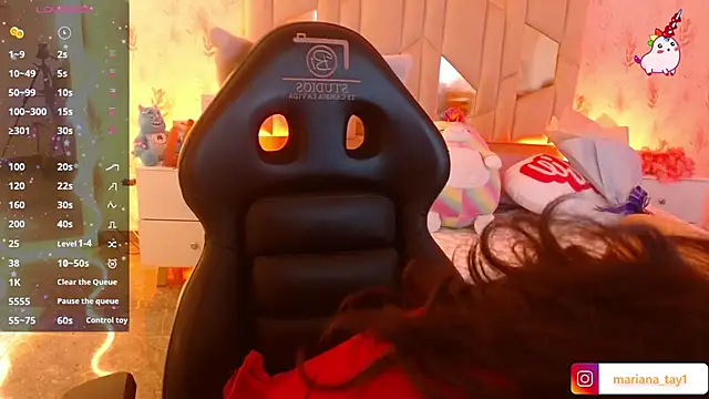 Snapshot of MARIANA_TAY1 chatting on 02-15-26, 03:29 MARIANA TAY1 online show from 02-15-26, 03:29