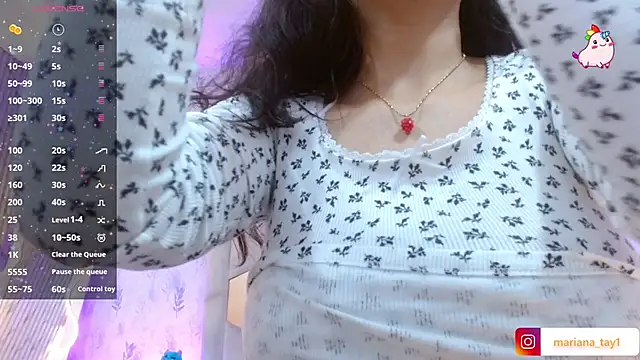 Snapshot of MARIANA_TAY1 chatting on 02-13-26, 03:39 MARIANA TAY1 online show from 02-13-26, 03:39