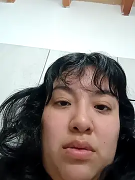 Snapshot of Limoncito027 chatting on 10-23-25, 01:21 Limoncito027 online show from 10-23-25, 01:21
