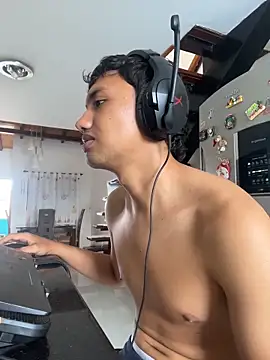 Snapshot of Flirtdick03 chatting on 11-02-25, 05:29 Flirtdick03 online show from 11-02-25, 05:29