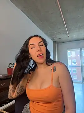 Snapshot of Lolathebaddie chatting on 02-24-26, 05:14 Lolathebaddie online show from 02-24-26, 05:14