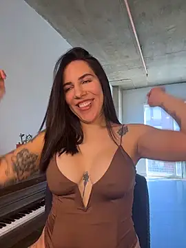 Lolathebaddie online show from 03-19-26, 05:13