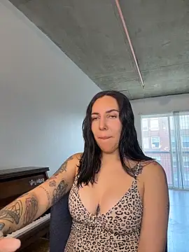 Snapshot of Lolathebaddie chatting on 02-03-26, 04:45 Lolathebaddie online show from 02-03-26, 04:45