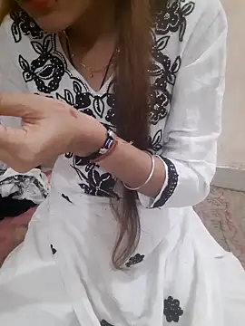 Snapshot of Khushi_rani chatting on 02-01-26, 04:55 Khushi rani online show from 02-01-26, 04:55