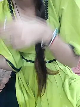 Snapshot of Khushi_rani chatting on 02-19-26, 04:31 Khushi rani online show from 02-19-26, 04:31