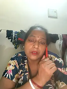 Snapshot of Khushi-20 chatting on 10-14-25, 05:57 Khushi-20 online show from 10-14-25, 05:57