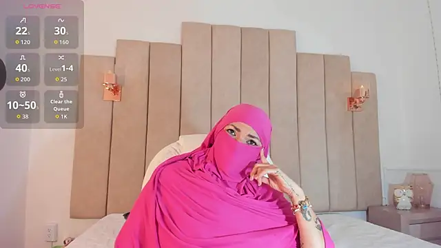  naylaa  online show from 11-23-25, 01:04