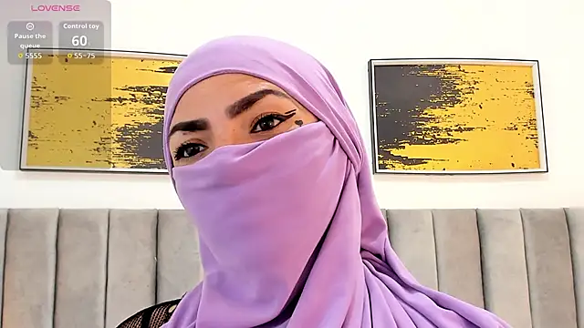  naylaa  online show from 11-07-25, 04:06