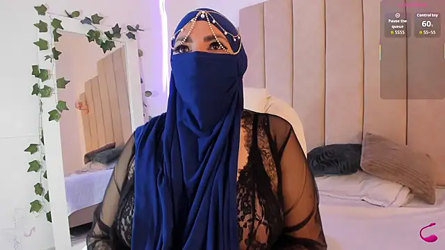  naylaa  online show from 01-15-26, 03:43