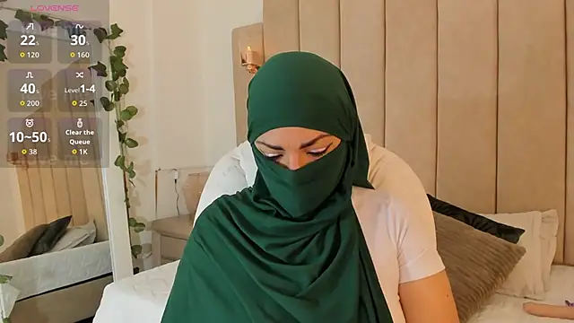  naylaa  online show from 11-29-25, 04:12