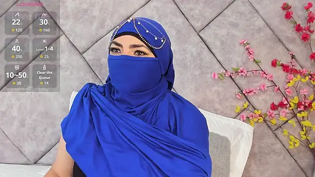  naylaa  online show from 04-09-26, 03:30