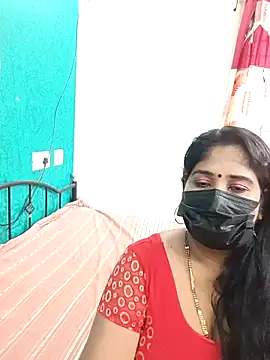 tamil-aunt online show from 10-17-25, 05:22