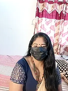 tamil-aunt online show from 10-15-25, 04:11