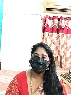 tamil-aunt online show from 10-18-25, 02:57