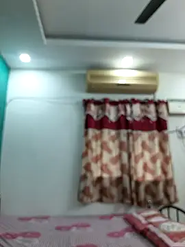 tamil-aunt online show from 12-04-25, 05:28