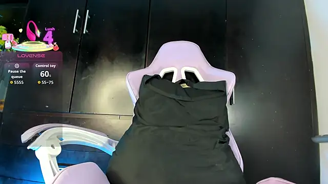 latin kay1 online show from 10-13-25, 01:40