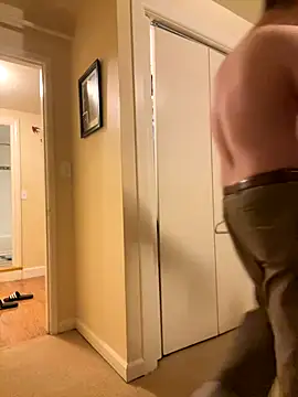 Snapshot of custardnmypie chatting on 10-29-25, 03:27 custardnmypie online show from 10-29-25, 03:27